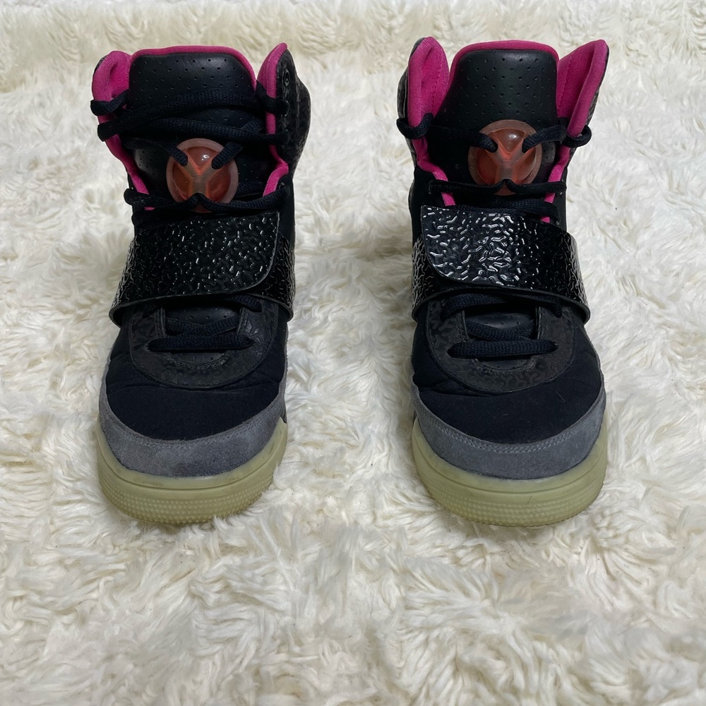 Nike Air Yeezy 1 Blink